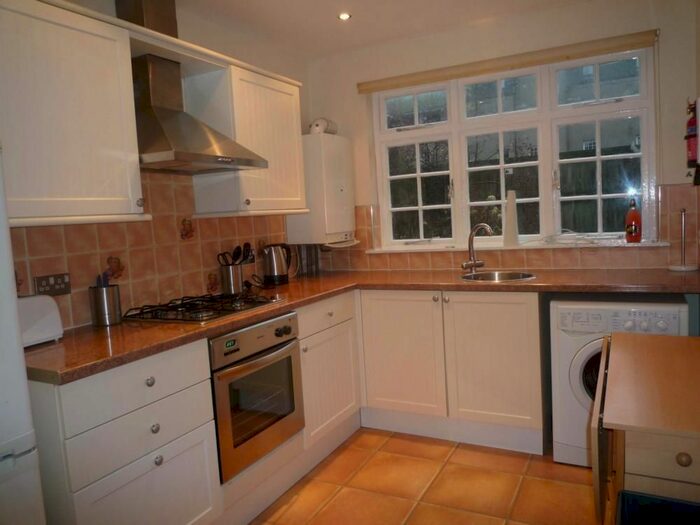 1 Bedroom Flat To Rent In A Bon Accord Street, Aberdeen, AB11