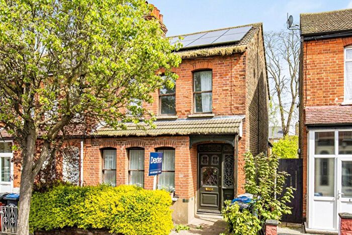 3 Bedroom Property For Sale In Maplethorpe Road, Thornton Heath, CR7