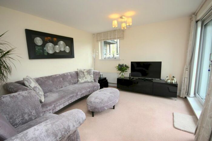 2 Bedroom Flat To Rent In Burnbrae Park, Edinburgh, EH12