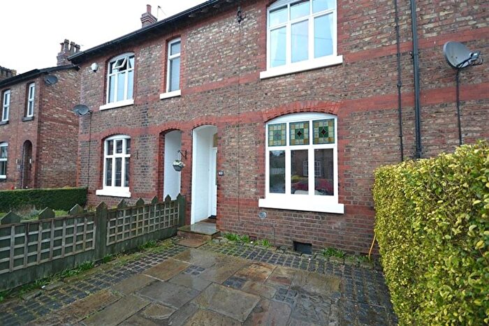 3 Bedroom Terraced House To Rent In Moss Lane, Alderley Edge, SK9