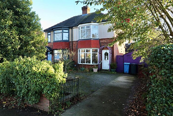 2 Bedroom Semi Detached House For Sale In Hotham Road North, Hull, HU5