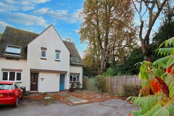 3 Bedroom Semi-Detached House For Sale In Baker Street, Waddesdon, Aylesbury, HP18
