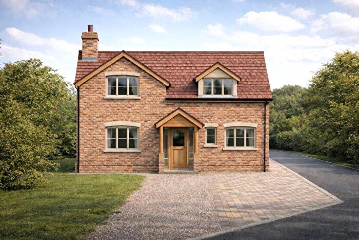 3 Bedroom Detached House For Sale In Old London Road, Milton Common, Thame, Oxfordshire, OX9