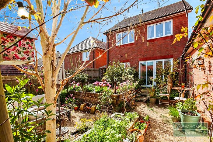 4 Bedroom Detached House For Sale In Primrose Drive, Newton Abbot, TQ12