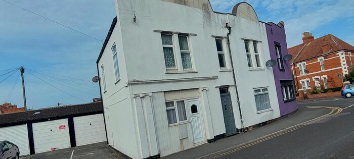 2 Bedroom End Of Terrace House To Rent In Oxford Street, Burnham-On-Sea, TA8