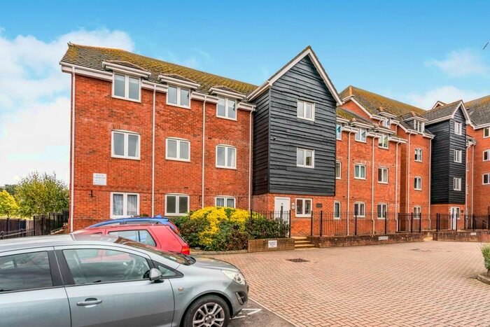 2 Bedroom Apartment To Rent In Priory Avenue, St Denys, Southampton, SO17