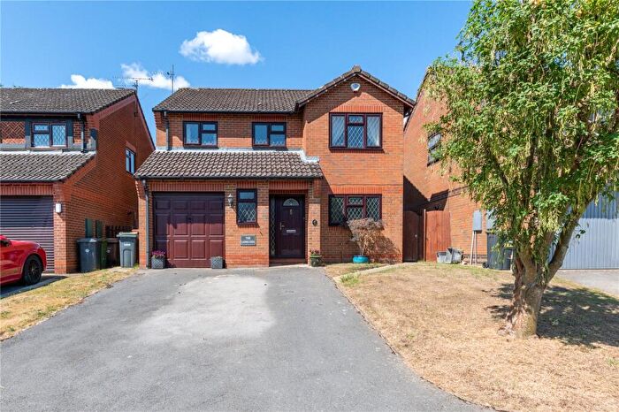 4 Bedroom Detached House For Sale In Malthouse Green, Luton, Bedfordshire, LU2