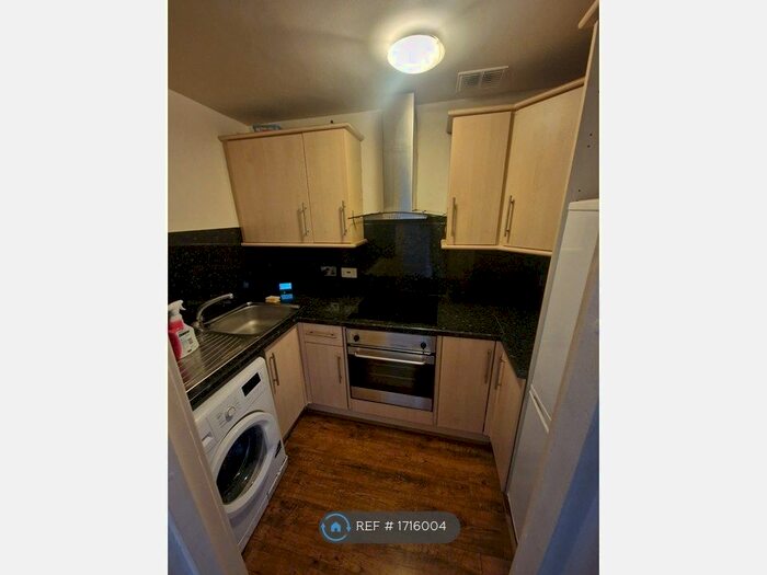 1 Bedroom Flat To Rent In Glasgow, Glasgow, G31