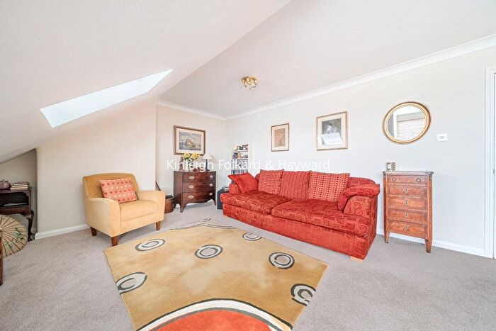 2 Bedroom Flat To Rent In Westmoreland Road, Bromley, Kent, BR2