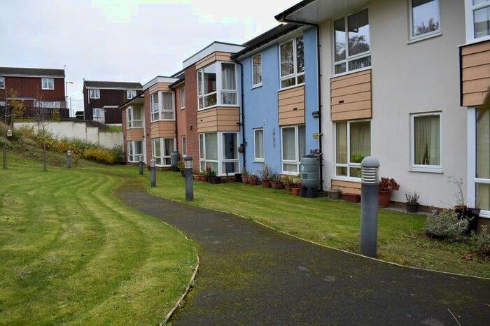2 Bedroom Flat To Rent In Silver Tree Gardens, Durham, DH7