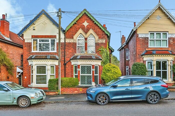 3 Bedroom Semi Detached House For Sale In Bristol Road, Ilkeston, DE7