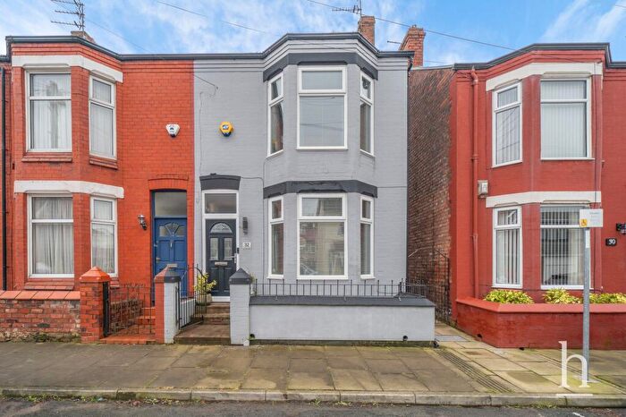 3 Bedroom Semi Detached House For Sale In Prospect Vale, Wallasey, CH45