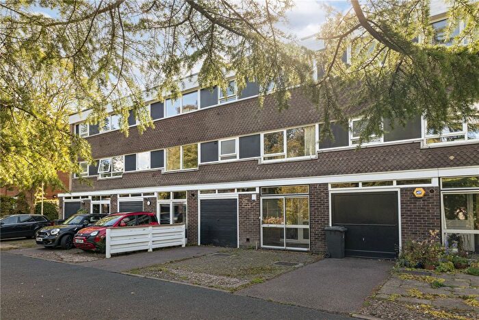 4 Bedroom Terraced House For Sale In Ashford Court, Elmsleigh Avenue, Stoneygate, Leicester, LE2