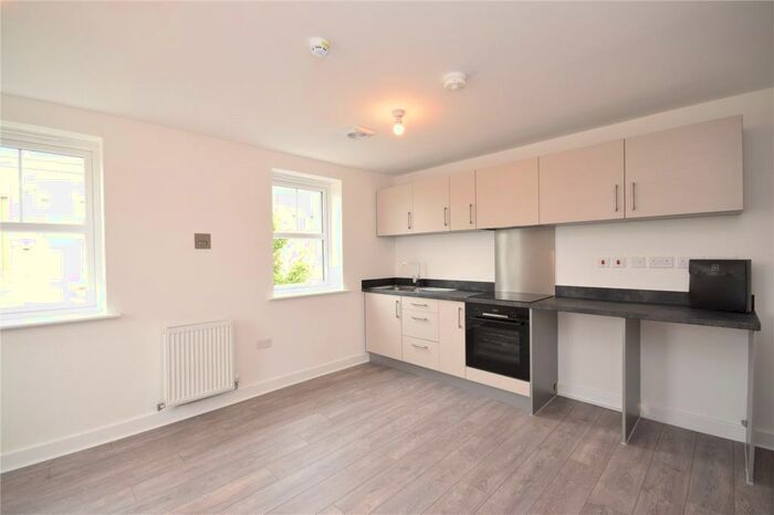 2 Bedroom Town House To Rent In Bolton Court, Leeds, LS14