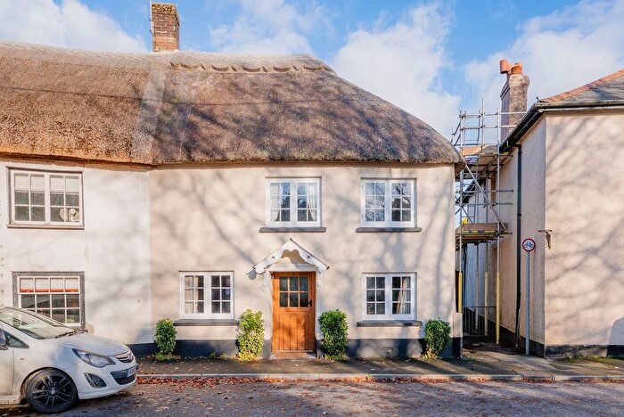 3 Bedroom Cottage For Sale In Fore Street, Witheridge, EX16