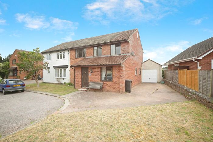 4 Bedroom Semi-Detached House For Sale In Carpenters Close, Ruishton, Taunton, TA3