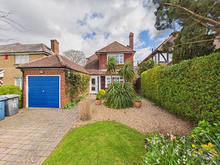 3 Bedroom Detached House For Sale In Laceys Drive, Hazlemere, Buckinghamshire, HP15
