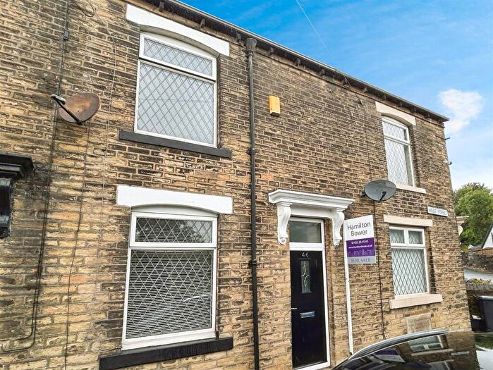 1 Bedroom Terraced House For Sale In West Street, Shelf, Halifax, HX3