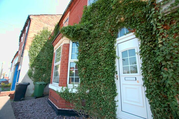 3 Bedroom Terraced House To Rent In High Street, Wollaston, Stourbridge DY8