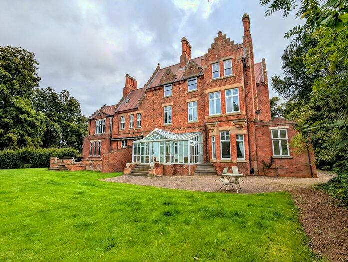 3 Bedroom House To Rent In Carlbury Hall - Darlington, DL2