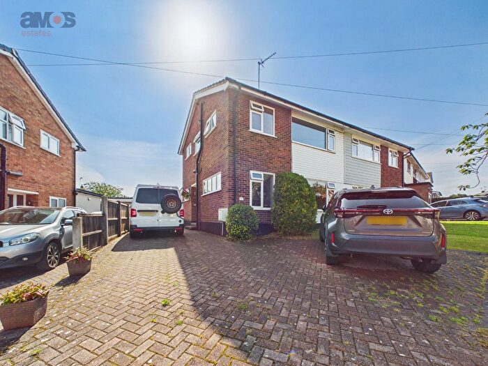 4 Bedroom Semi-Detached House For Sale In Westwood Gardens, Hadleigh, Essex, SS7