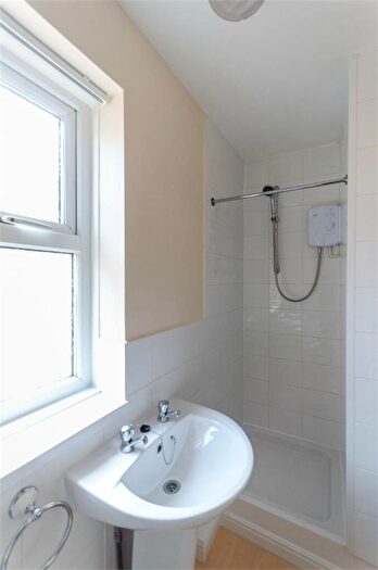 1 Bedroom Flat To Rent In Princes Avenue, Withernsea, HU19