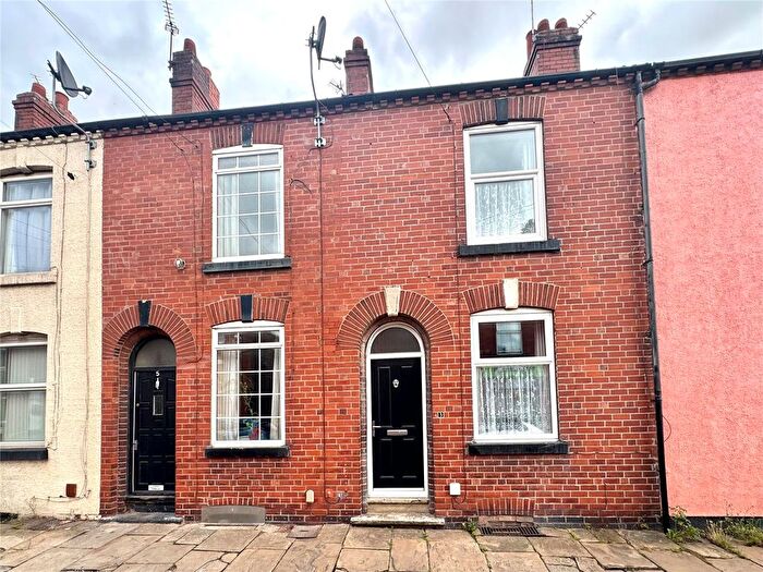 2 Bedroom Terraced House For Sale In Clement Street, Wakefield, West Yorkshire, WF2