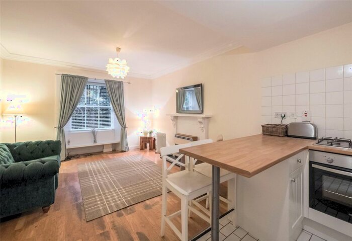 1 Bedroom Flat To Rent In Cumberland Street, Edinburgh, EH3
