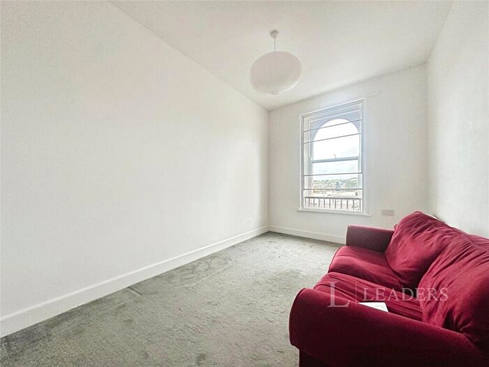 1 Bedroom Flat To Rent In Kendrick Lane, Stroud, Gloucestershire, GL5