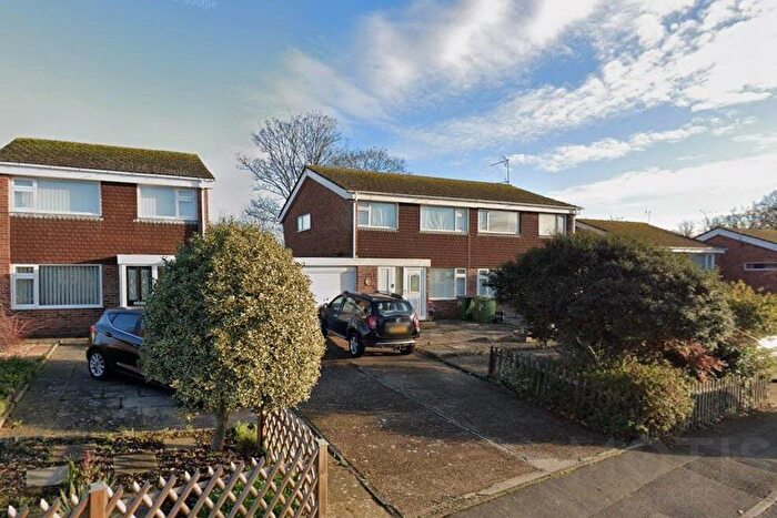 3 Bedroom Semi-Detached House For Sale In Beech Close, Folkestone, CT19