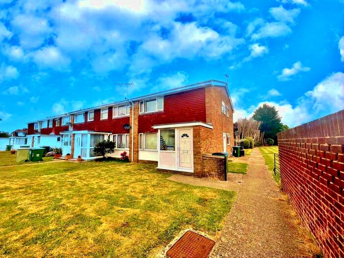 1 Bedroom Flat To Rent In Bucknor Close, Bognor Regis, West Sussex, PO21