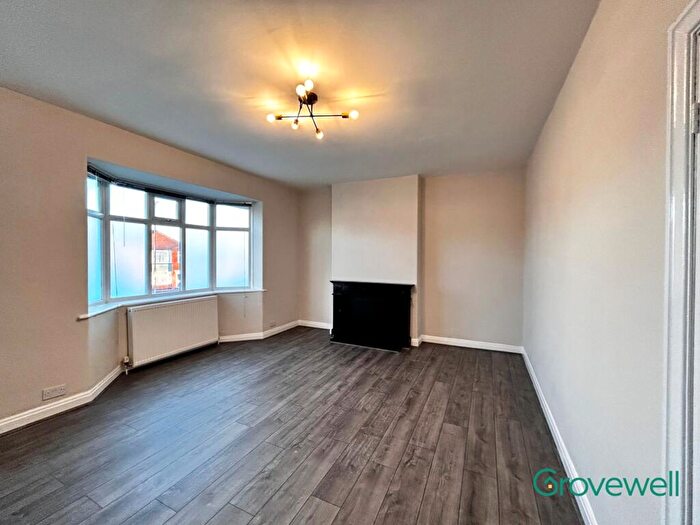 2 Bedroom Flat To Rent In Chorley Old Road, Bolton, BL1