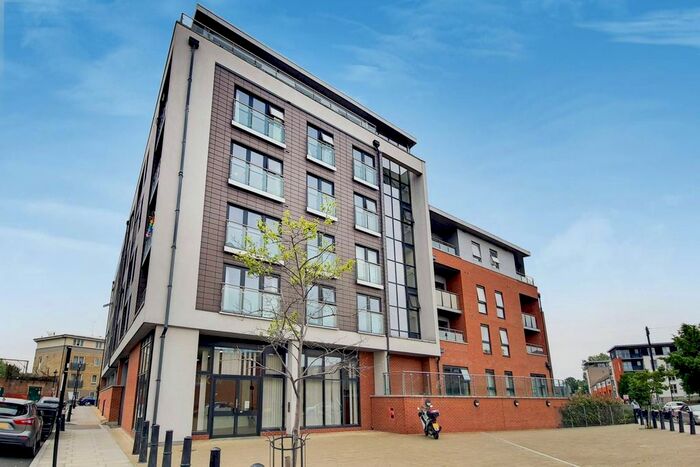 2 Bedroom Flat To Rent In Mostyn Grove, Bow, London, E3