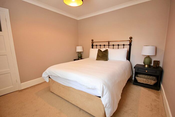 1 Bedroom Flat For Sale In Marline Road, Poole, BH12