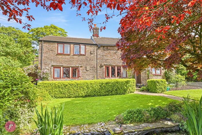 4 Bedroom Semi-Detached House For Sale In Healey Stones, Healey, Rochdale, OL12