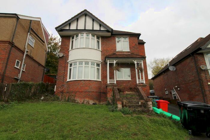 1 Bedroom Flat To Rent In Whitelands Road, High Wycombe, HP12