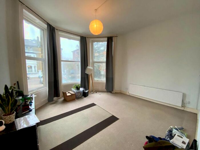 2 Bedroom Flat To Rent In Anerley Park, London SE20