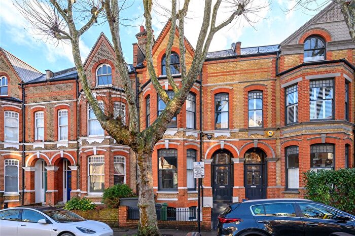 5 Bedroom Terraced House For Sale In Kelross Road, Highbury, London, N5