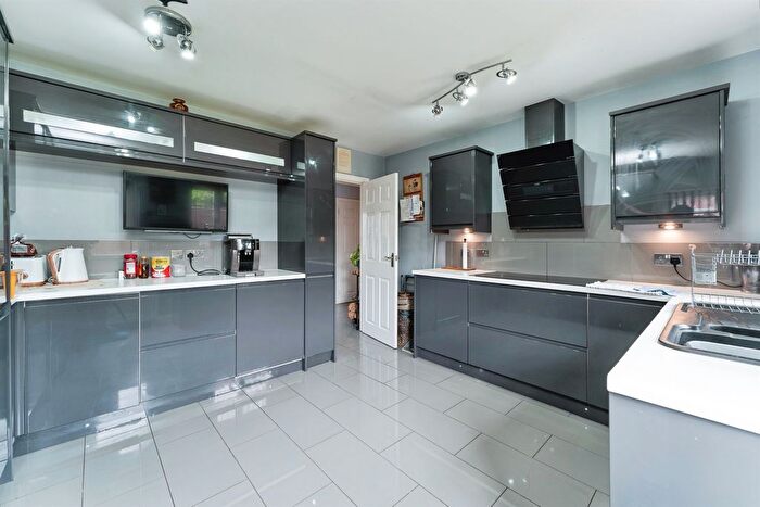 3 Bedroom Detached Bungalow For Sale In The Pastures, Chatteris, PE16