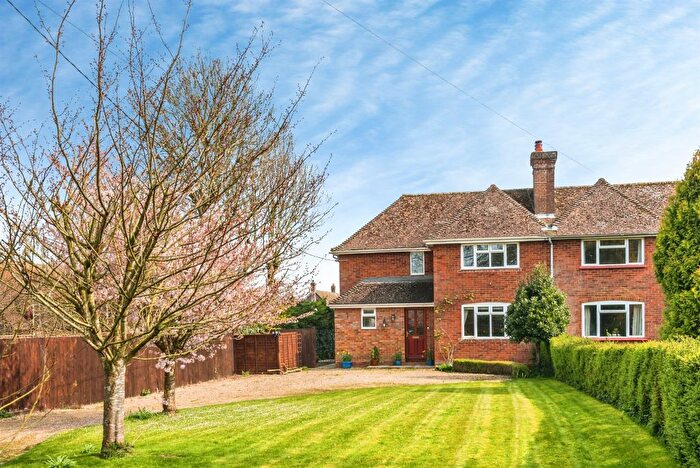 4 Bedroom Semi Detached House For Sale In Princes Close, Chilton, Aylesbury, HP18