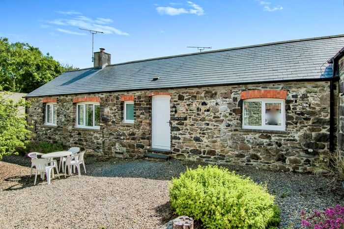 4 Bedroom Semi-Detached House For Sale In Trewellwell, Solva, Haverfordwest, SA62