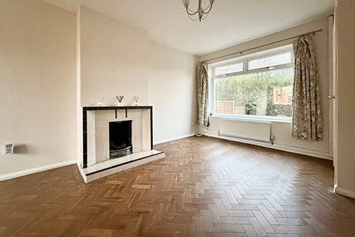 2 Bedroom Terraced House To Rent In Portland Road, South Norwood, SE25