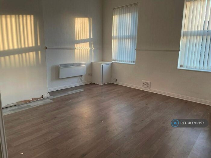 1 Bedroom Flat To Rent In Stanley Road, Bootle, L20