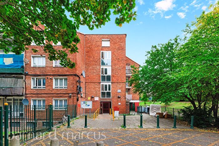1 Bedroom Flat For Sale In Heather Close, London, SW8