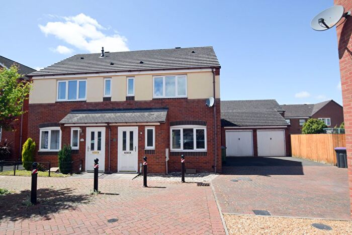 3 Bedroom Semi-Detached House For Sale In Caldera Road, Hadley, TF1