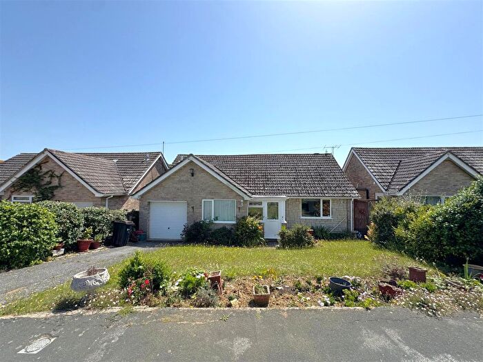 3 Bedroom Detached Bungalow For Sale In Moordown Avenue, Preston, DT3
