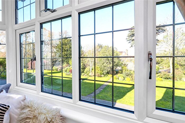 3 Bedroom Flat To Rent In Leicester House, Watts Road, Thames Ditton, KT7