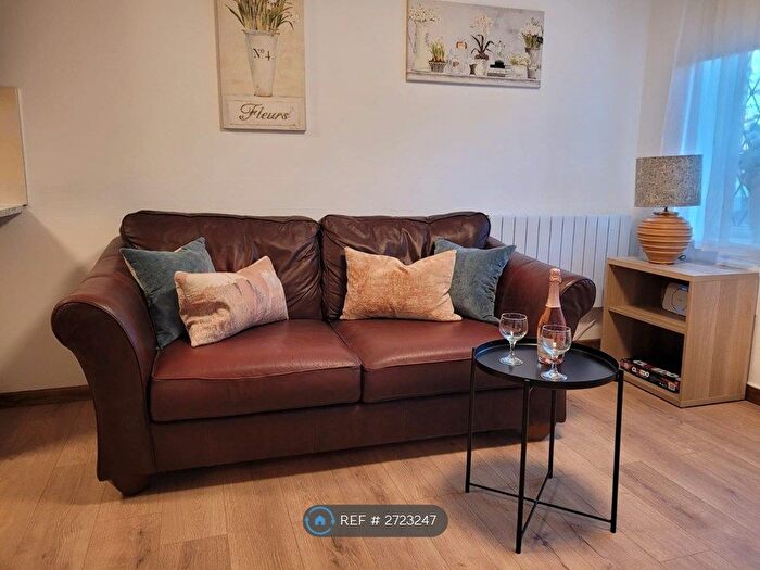 1 Bedroom Terraced House To Rent In Tall Trees, Colnbrook, Slough, SL3