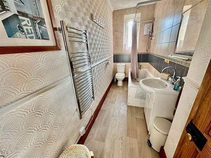 2 Bedroom Semi-Detached House For Sale In Cae Hendy, Llanbedrog, Pwllheli, LL53