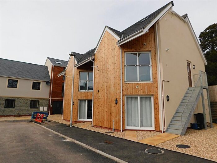 2 Bedroom Maisonette To Rent In Mitchell Gardens, Axminster, EX13